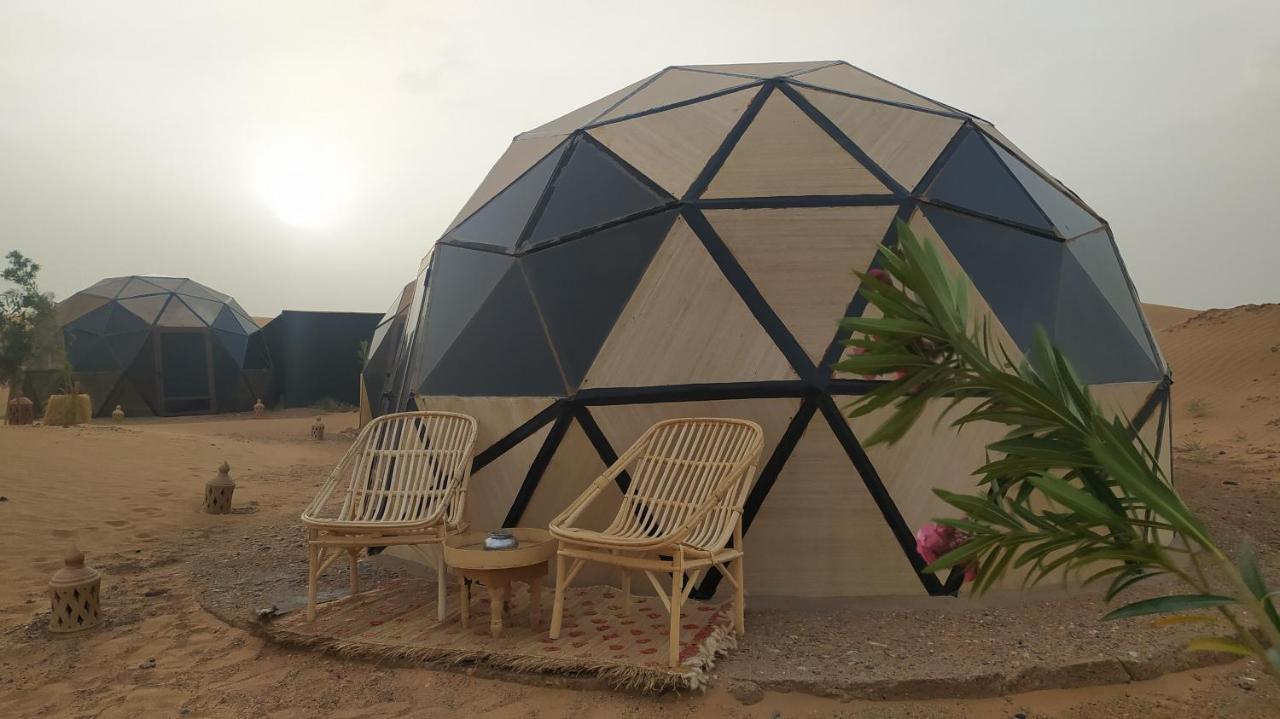 Hotel Tatooine Stars Camp à Merzouga Extérieur photo