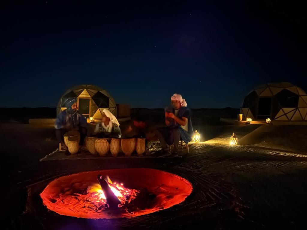 Hotel Tatooine Stars Camp à Merzouga Extérieur photo
