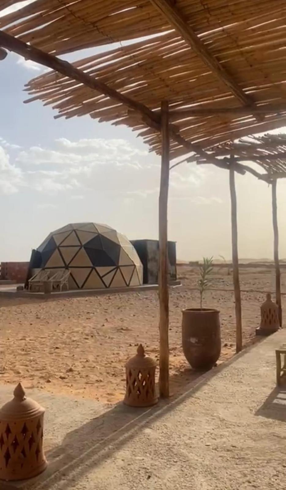 Hotel Tatooine Stars Camp à Merzouga Extérieur photo